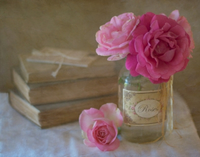 CB-2068a-roses_books
