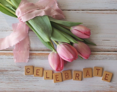 CB-2077-celebrate_tulips