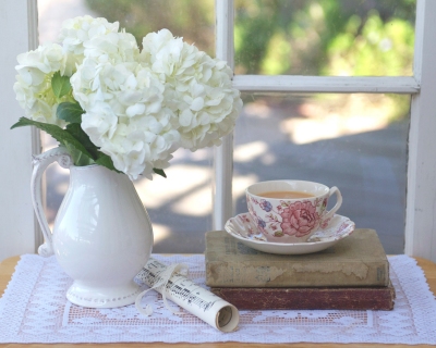 CB-2182-hydrangea_window