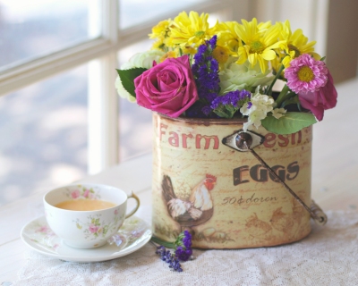CB-2215-Flowers_egg_container