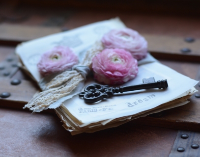 CB-2222-key_flowers_trunk CB-2222-key_flowers_trunk