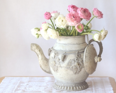 CB-2231-ornate_teapot_flowers