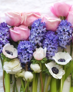 CB-2350_layers-of-flowers