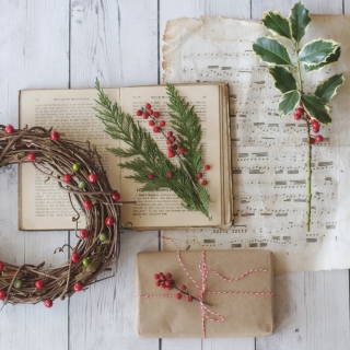 CB-2416_christmas_square_very-similar-to-2341