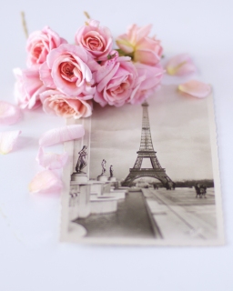 CB-2428_paris_postcard