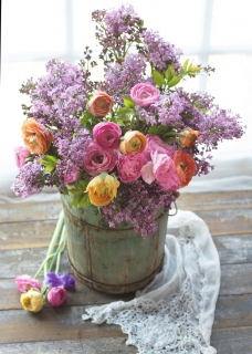 CB-2594_easter_bucket_lilac-ranunculus