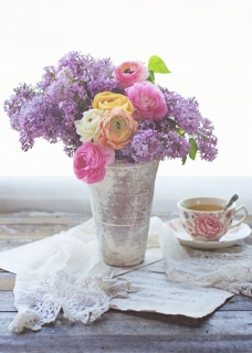 CB-2654_lilacs_ranunculus_tea