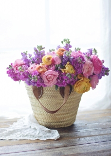 CB-2665_basket_flowers