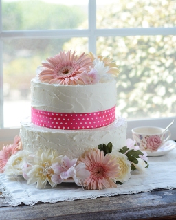 CB-2732_cake_daisies