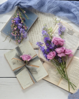 CB-2750_books_flowers_8x10