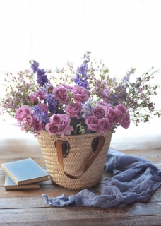 CB-2752_basket_wildflowers_10x14