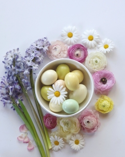 CB-2772_easter_eggs_flowers-should-be-2589