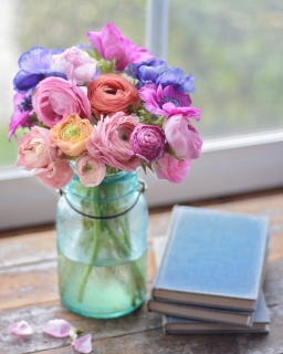 CB-2778_masonjar_vibrant_flowers